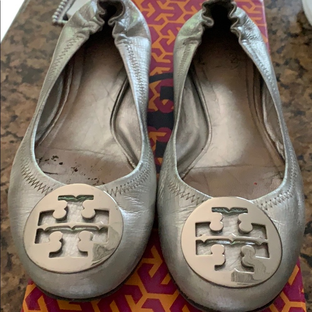 Tory Burch reva ballet in silver